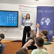 "I click sensibly" in Police