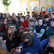 uczniowie na wykładzie