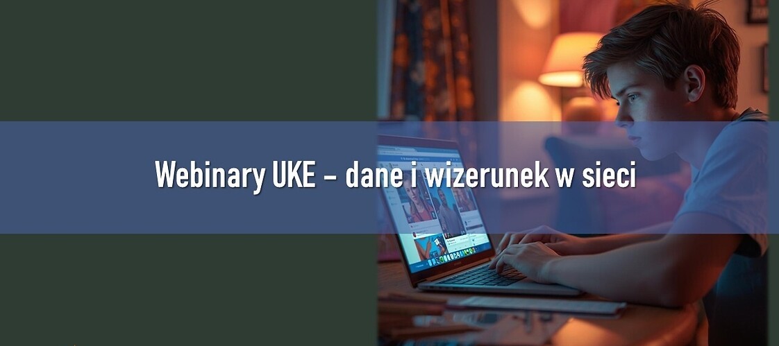 dziecko przy komputerze