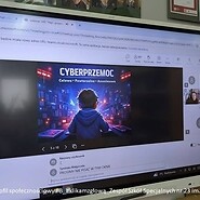 tablica multimedialna