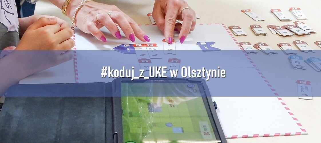 dzieci podczas nauki kodowania